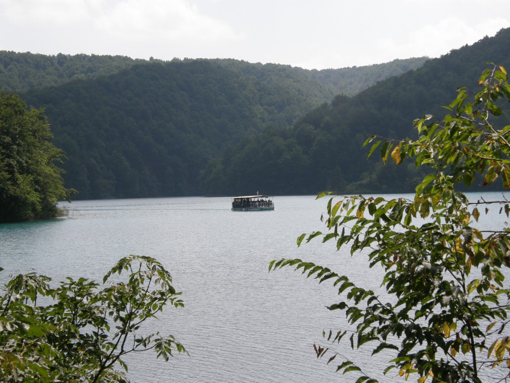 НП "Плитвицкие озера". Кораблик