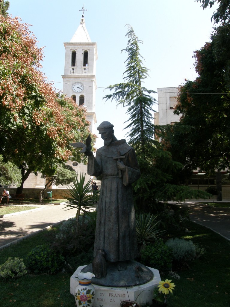 Шибеник. Церковь "Gospe van grada"