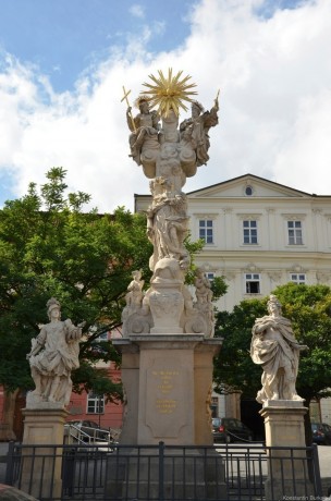 Пресвятая троица