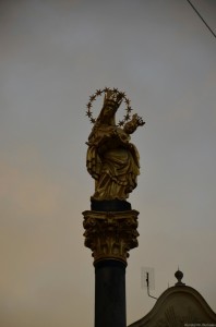 Чумной столп. Площадь Республики Чумной столп. Площадь Республики