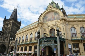 Общественный дом и Пороховая башня