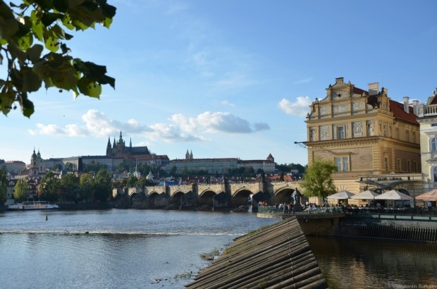 Вид на Карлов мост