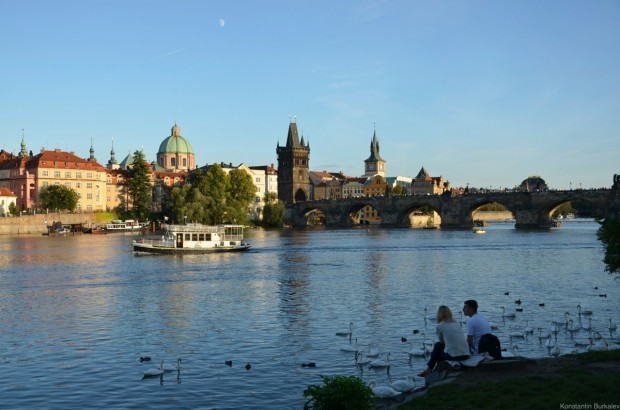Вид на Карлов мост со стороны "Пражской Венеции"