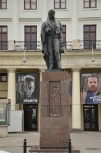 памятник Войцеху Богуславскому памятник Войцеху Богуславскому