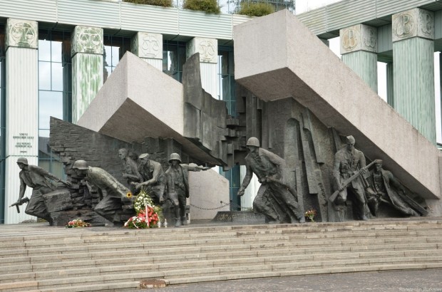 Памятник героям Варшавского восстания Памятник героям Варшавского восстания